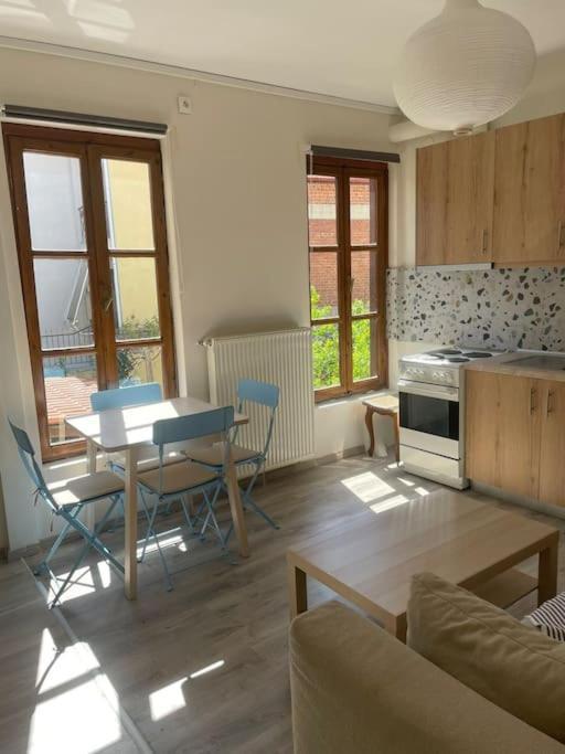 Archontiko Theofilou #2 With Private Parking Space Appartement Thessaloniki Buitenkant foto